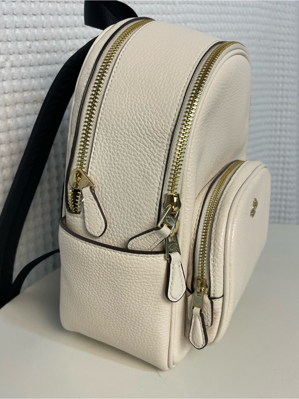COACH, LIKE NEW Cream Pebble Leather Mini Court Backpack Bag - Picture 5 of 13